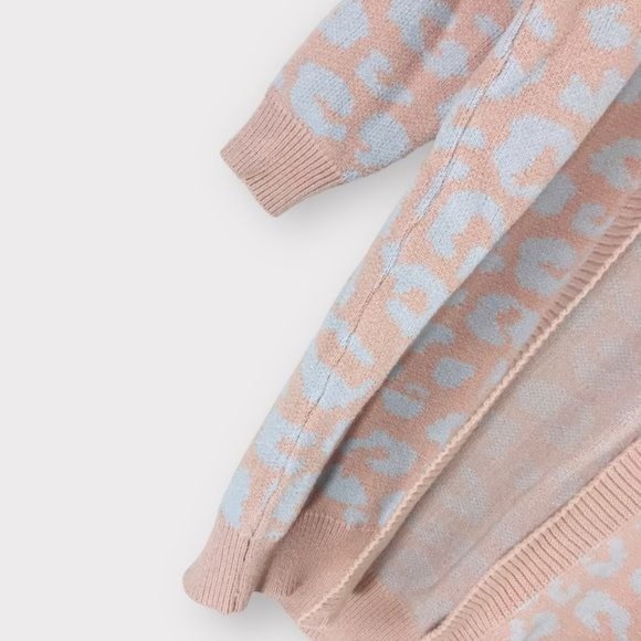 JULIANA’S Comfy Animal Print Knit Open Front Cardigan Sweater Size Medium - Picture 2 of 7